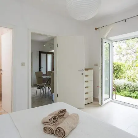Maria Kolo Ep - Two Bedroom With Terrace And Garden View Appartement Donje Celo