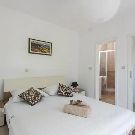 Maria Kolo Ep - Two Bedroom With Terrace And Garden View * Donje Celo