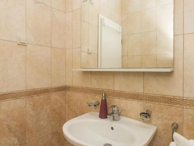 شقة Maria Kolo Ep - Two Bedroom With Terrace And Garden View Donje Celo