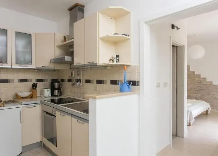 شقة Maria Kolo Ep - Two Bedroom With Terrace And Garden View *