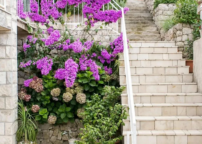 شقة Maria Kolo Ep - Two Bedroom With Terrace And Garden View Donje Celo